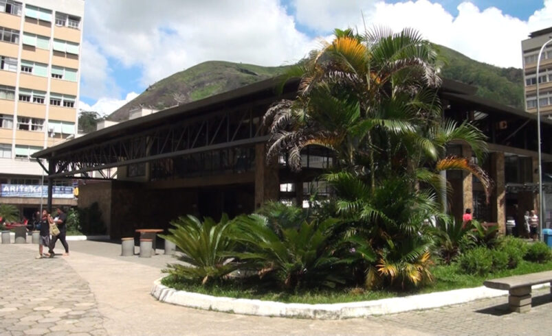 Casa do trabalhador realiza mutirão de vagas de emprego na Estação Livre