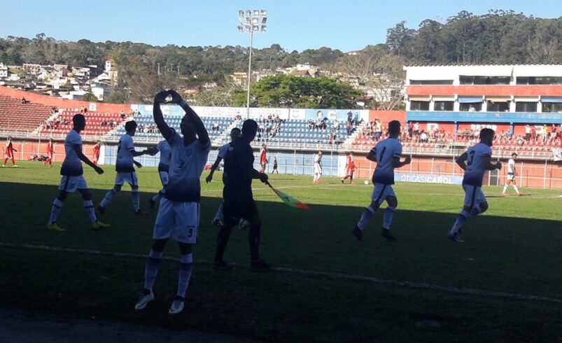 Friburguense se mantém invicto no segundo turno da Série B1 do Campeonato Carioca