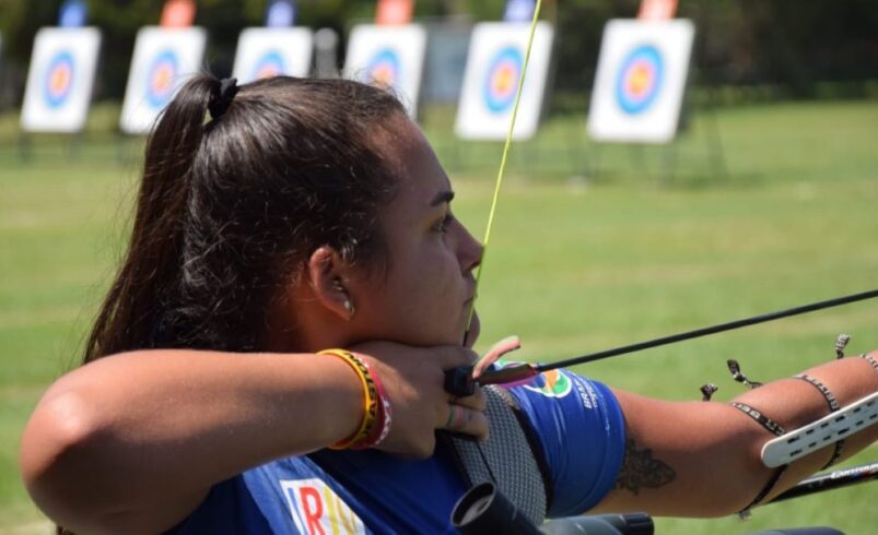 Françoise Chevrand conquista ouro e prata no Campeonato Brasileiro de Tiro com Arco