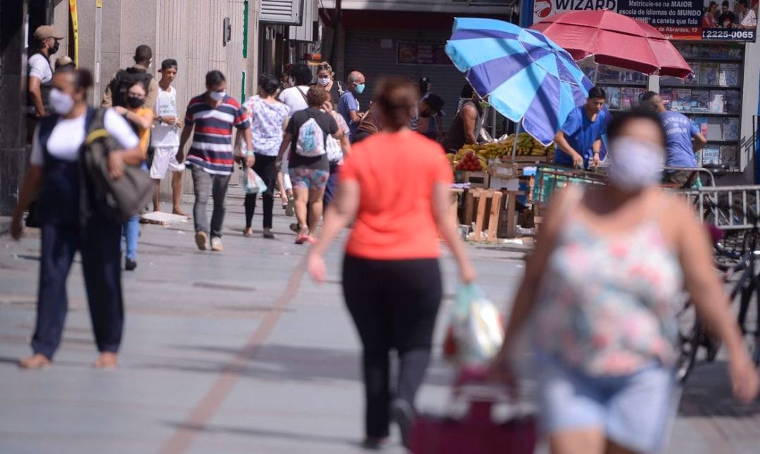Nova lei estipula multa para pessoas que não usarem máscara na pandemia em Nova Friburgo