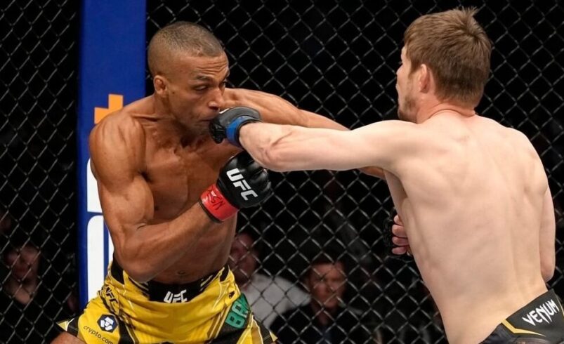 Bryce Mitchell domina Edson Barboza e ganha luta por unanimidade