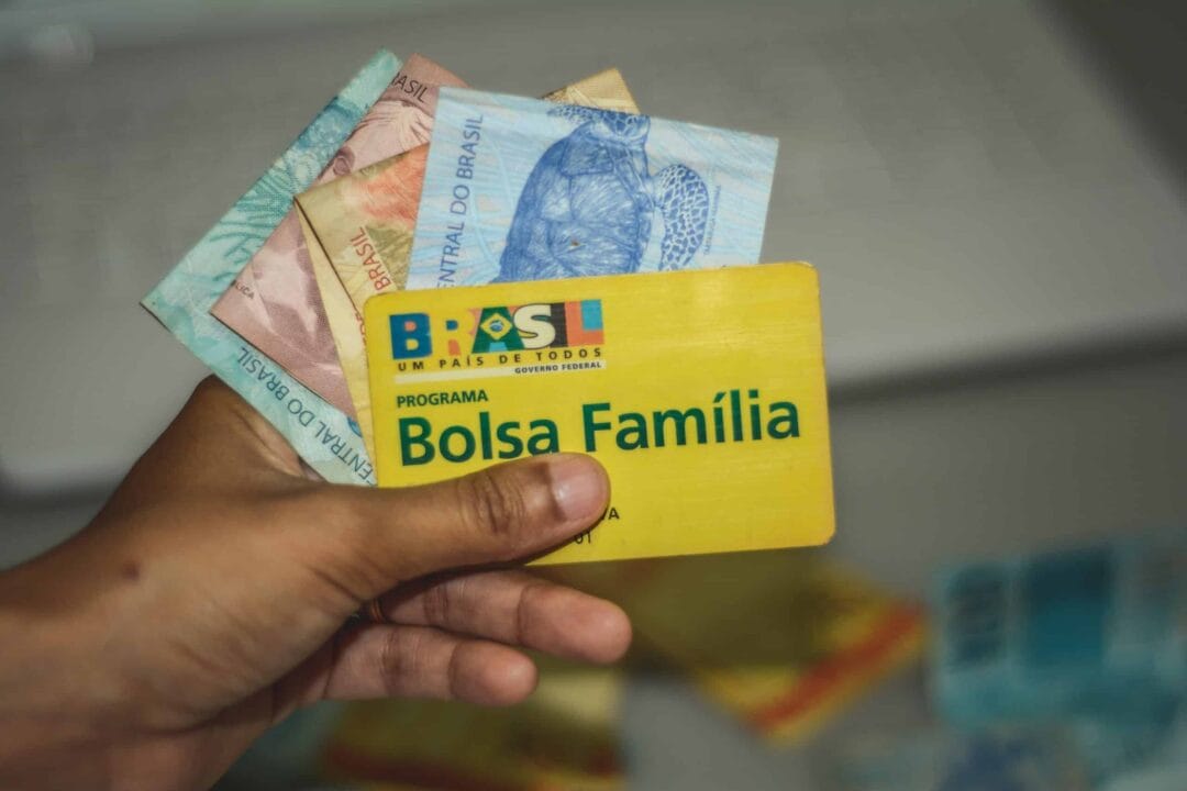 20 anos de Bolsa Família: 1,7 milhão de famílias com mulheres nutrizes do Rio são os novos beneficiados em outubro