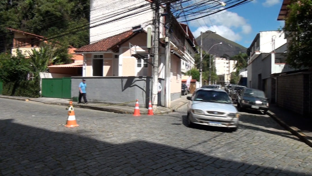 Novas mudanças no tráfego de veículos e proibições de estacionamento estão valendo em Nova Friburgo