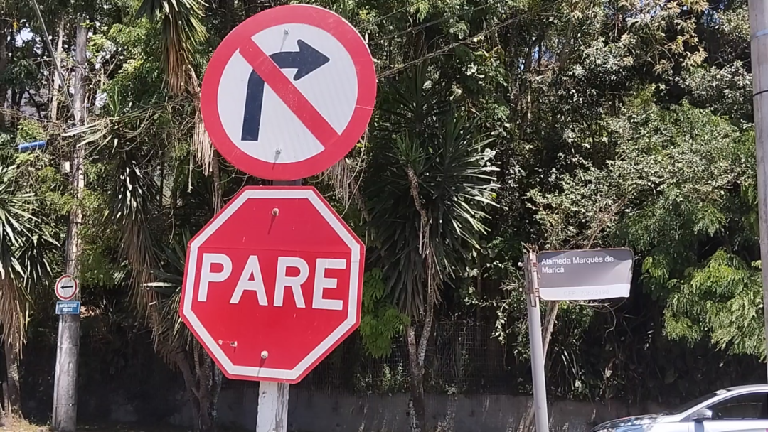 Secretaria de Ordem e Mobilidade Urbana alerta sobre alteração no sentido de fluxo em via no bairro Parque São Clemente