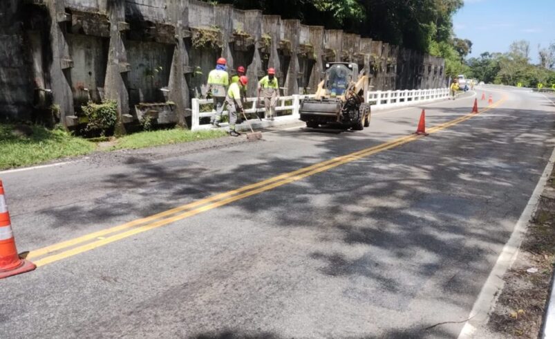 Atenção: trecho da RJ 116 em Cachoeiras de Macacu funciona em pare e siga nesta quinta, 21