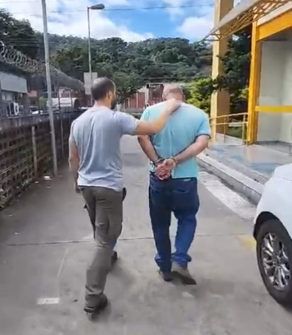 Homem é preso por policiais da DEAM de Nova Friburgo por descumprimento de medida protetiva
