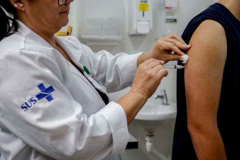 Chegou! Vacina contra a Dengue já está disponível em Nova Friburgo