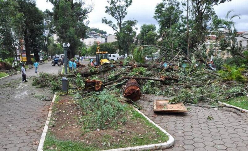 Nova Friburgo recebe alerta da Defesa Civil para possível vendaval