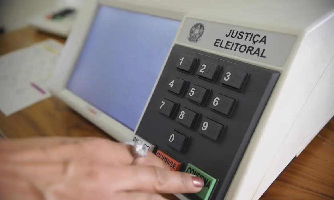 Faltam 18 dias: eleitores sem cadastro biométrico podem votar normalmente nas Eleições 2024