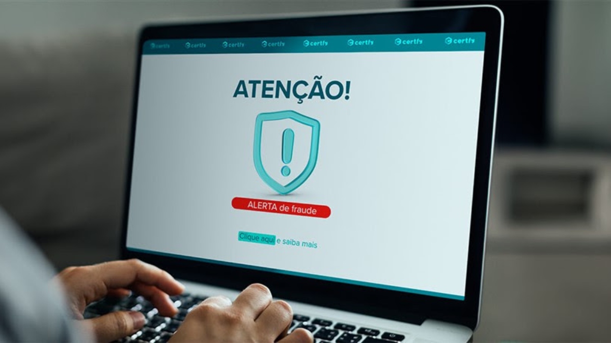 Agora é lei em todo o estado do Rio: empresas de sites de compras virtuais devem alertar sobre fraudes