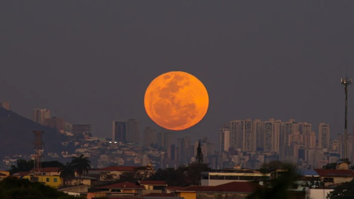 Superlua mais brilhante do ano poderá ser vista nesta quinta, 17