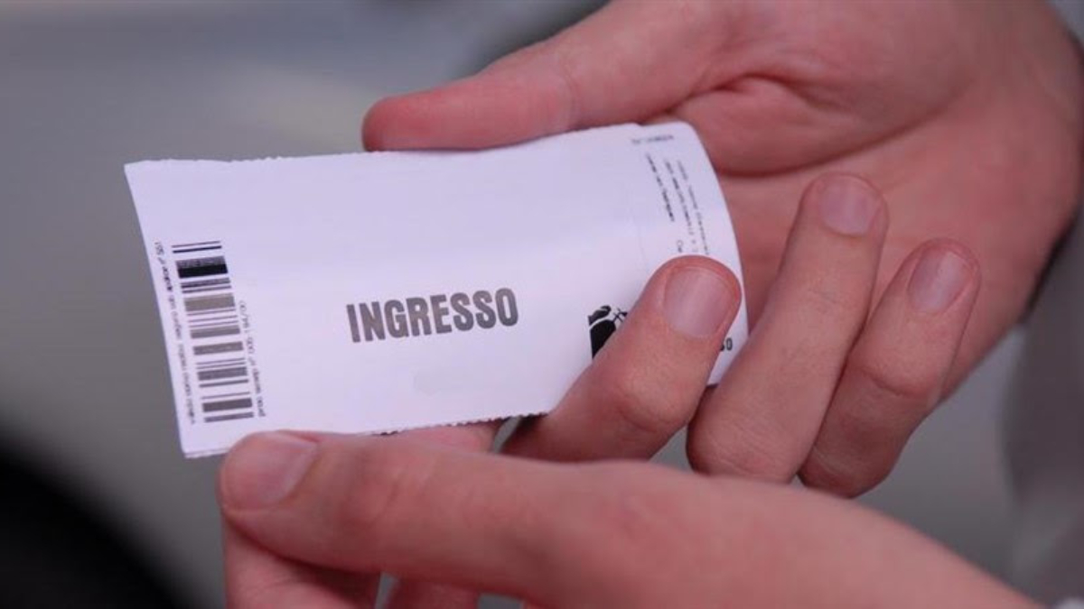 Agora é lei: ingressos de meia-entrada não podem ser vendidos por categorias diferentes