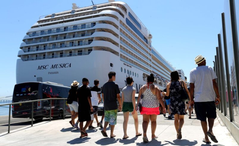 Rio de Janeiro - 15-12-2017 Chegada Cruzeiros no Pier Mauá. Foto: Carlos Magno