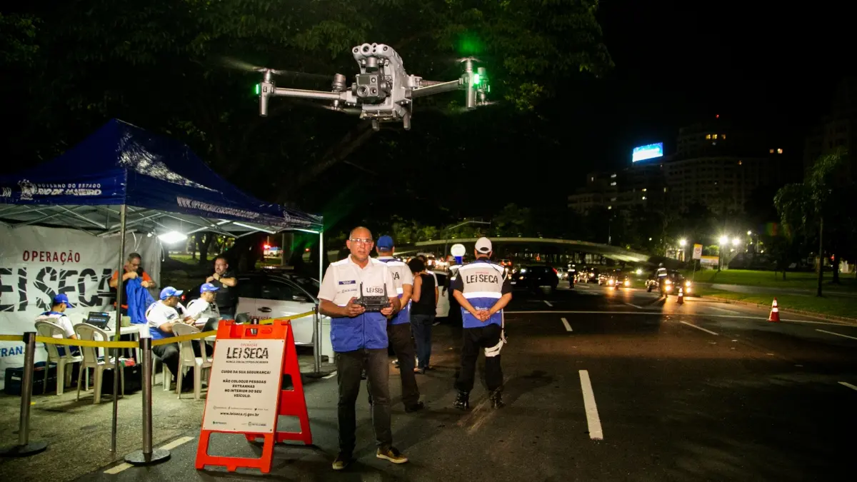 Pente fino: Lei Seca usará drones para flagrar motoristas que tentam escapar da fiscalização 