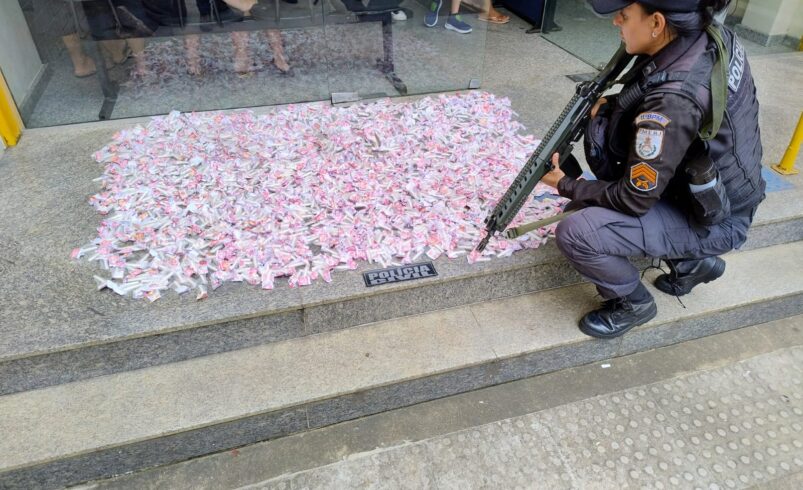 Polícia apreende grande quantidade de cocaína no bairro Cordoeira, em Nova Friburgo