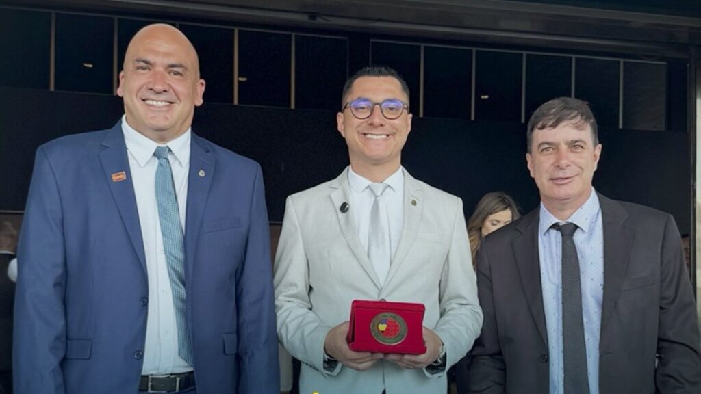 Nova Friburgo é premiado com Selo Ouro de Alfabetização