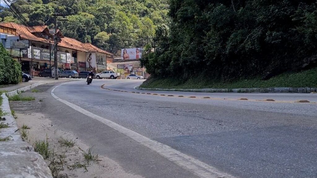 RJ-116 terá 205 mil veículos durante o Carnaval