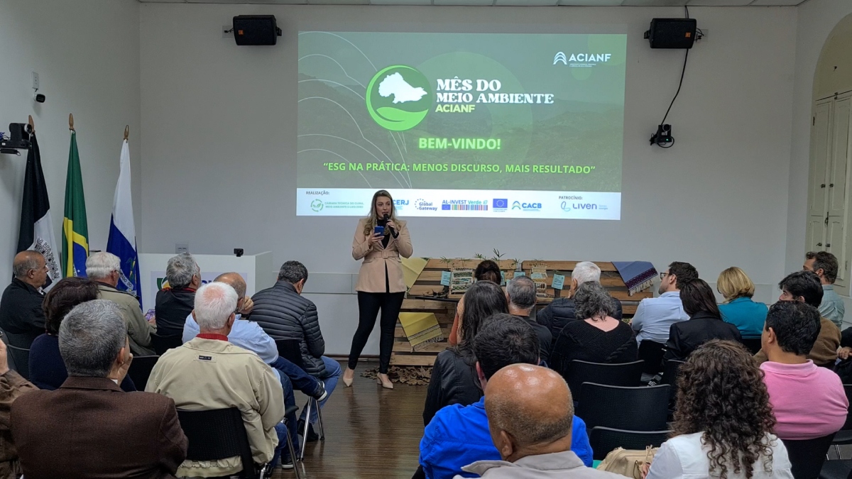 Fórum na ACIANF reúne cidades para debater economia circular