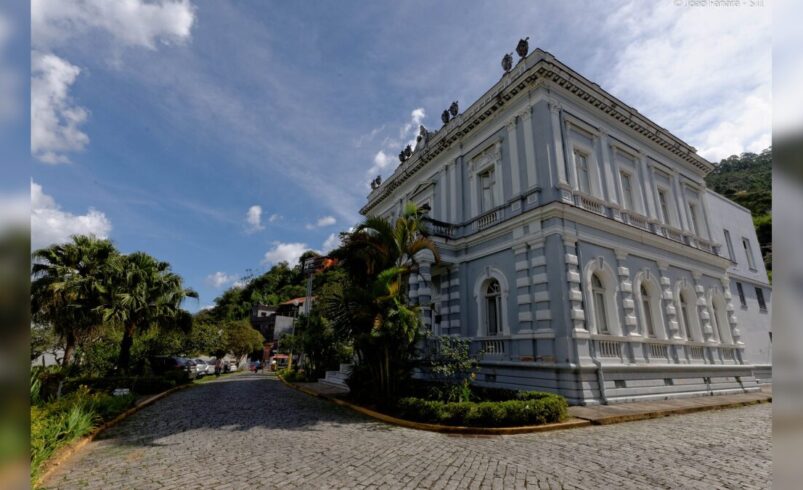 Roda de conversa sobre racismo no campus da UFF de Friburgo