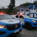 Governador Cláudio Castro entrega novas viaturas