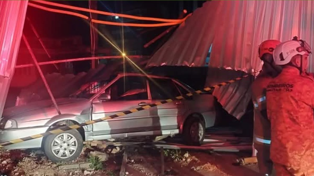 Acidente grave no Centro de Nova Friburgo fere idoso e jovem