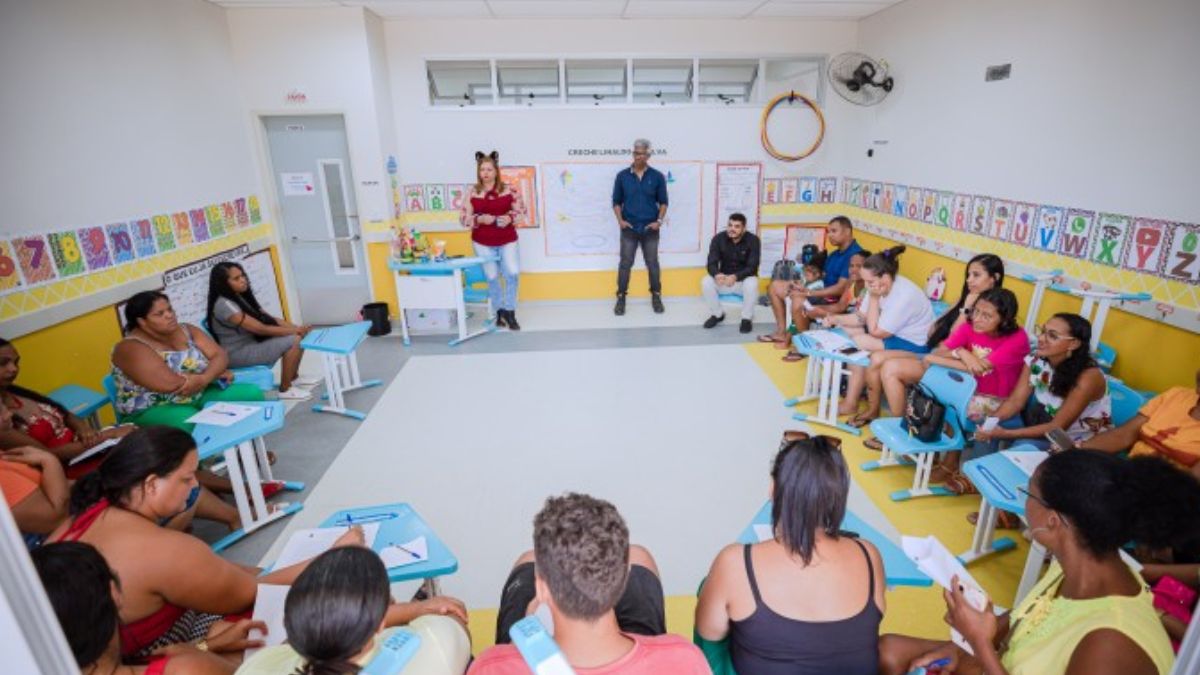 Roda de conversa em Friburgo destaca papel da família na infância