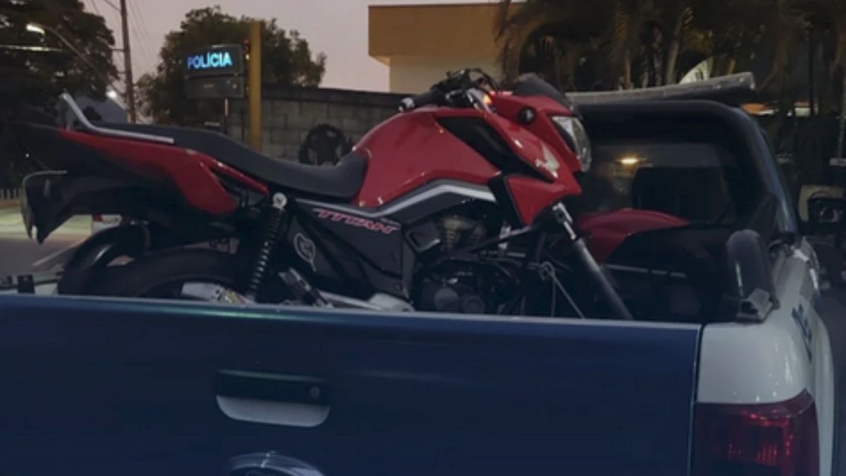 Duas motos são apreendidas por manobras perigosas em Nova Friburgo
