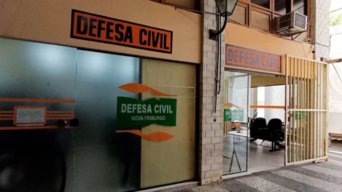 Defesa Civil leva orientações de risco a 3 bairros de Nova Friburgo
