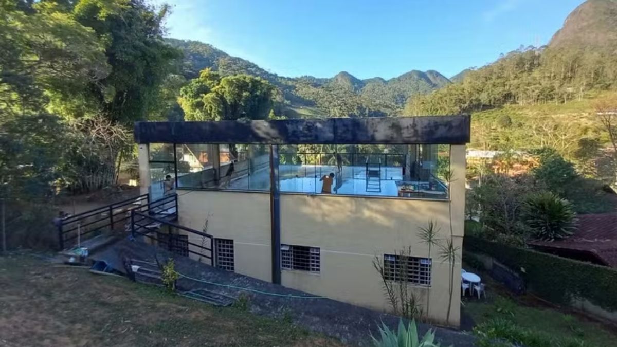 Fábio Porchat e artistas inauguram casa de arte em São Pedro da Serra, distrito de Nova Friburgo