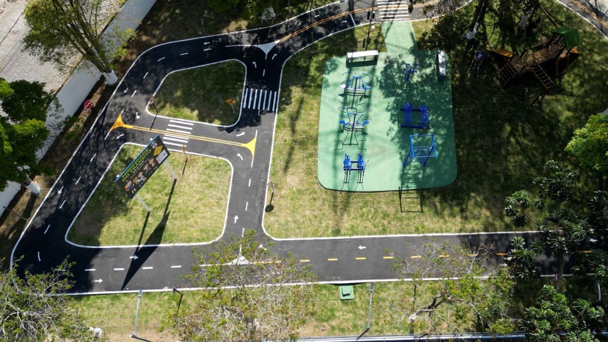 Mini cidade de trânsito é reinaugurada para formar condutores conscientes