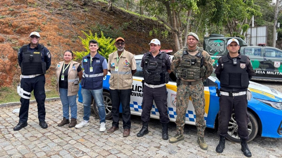 Inea e Polícia Militar fiscalizam transporte de produtos perigosos em Teresópolis