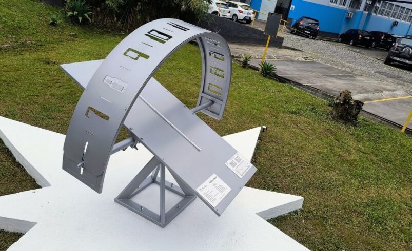 Relógio Solar do IPRJ celebra 75 anos da Uerj em Friburgo