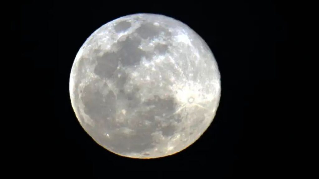 Superlua mais brilhante de 2025 poderá ser vista por 3 noites seguidas