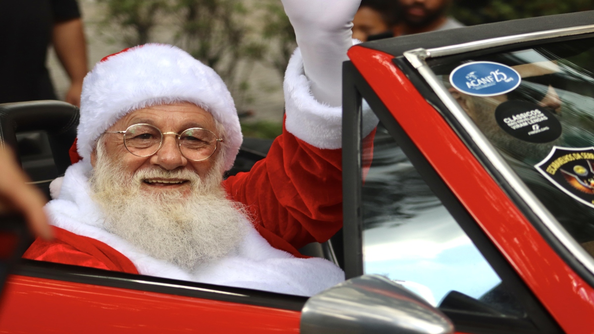 Friburgo celebra temporada natalina com abertura de Um Encanto de Natal