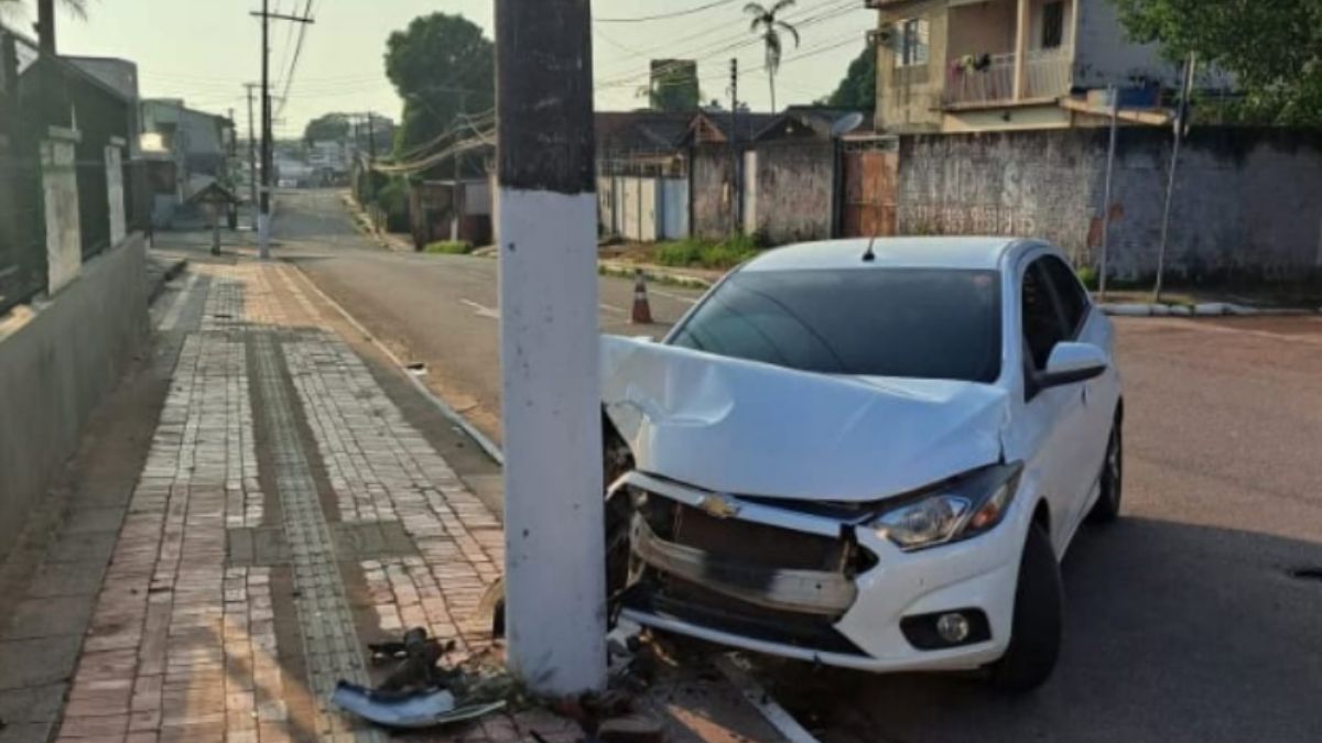 Festas de fim de ano: acidentes com postes afetam Friburgo