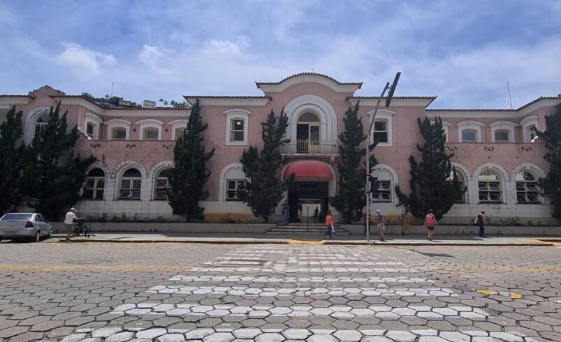 Friburgo decreta ponto facultativo, mas saúde funciona normalmente