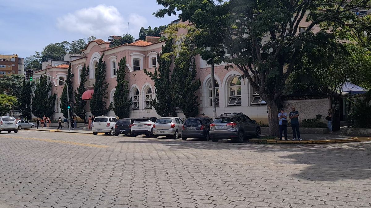 Câmara de Friburgo aprova mudança no auxílio-transporte