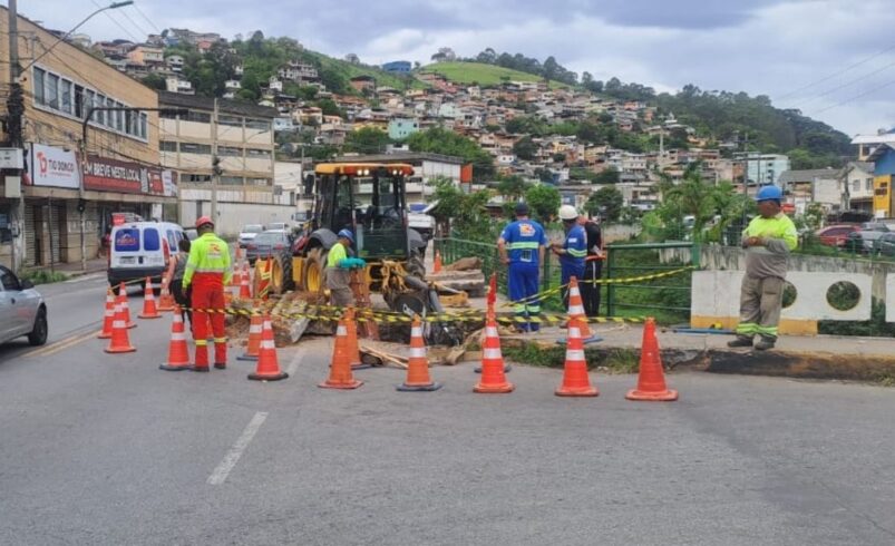 obras de drenagem na RJ 116