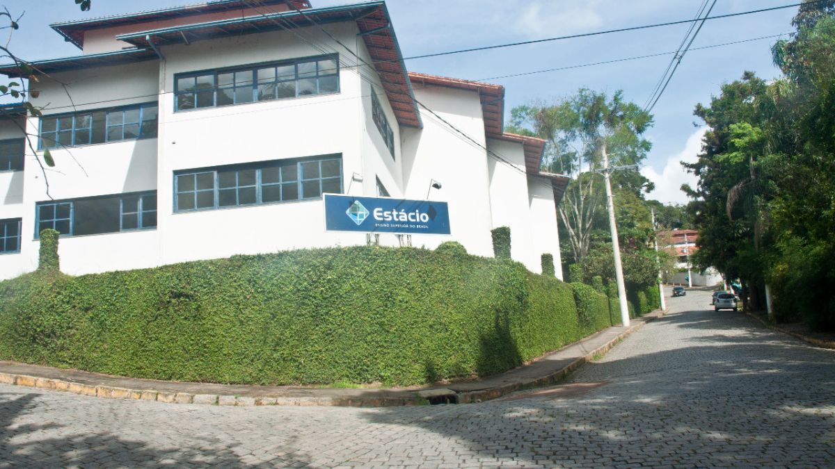 Graduação 2026: Estácio oferece mensalidades grátis em Friburgo