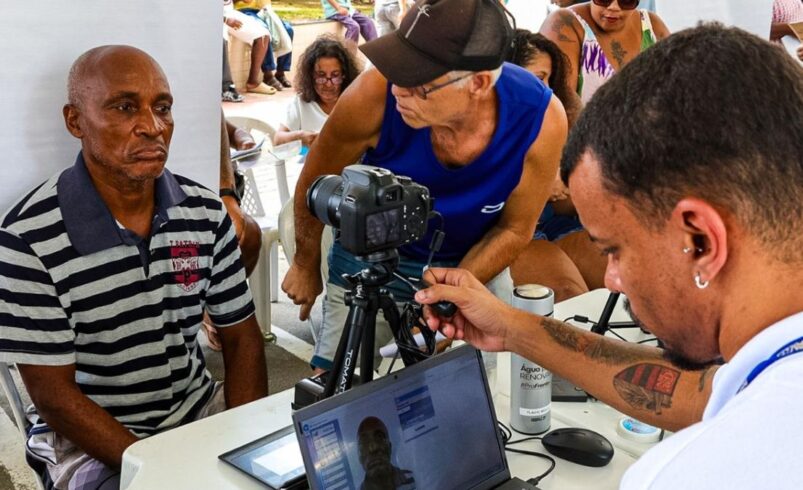 Detran RJ terá atendimento prioritário para idosos e pessoas com deficiência neste sábado (31/1)