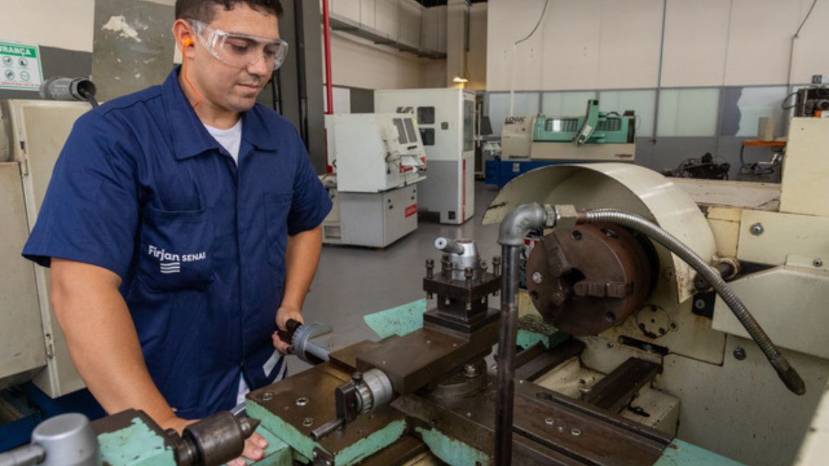 Hoje último dia para cursos técnicos gratuitos da Firjan SENAI