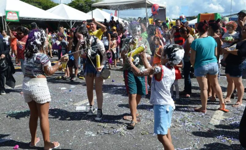 Espumas de Carnaval são proibidas por lei em Nova Friburgo