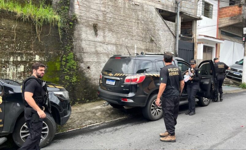 Investigação apura crimes de racismo digital e possível articulação criminosa após publicações preconceituosas alcançarem milhões de visualizações