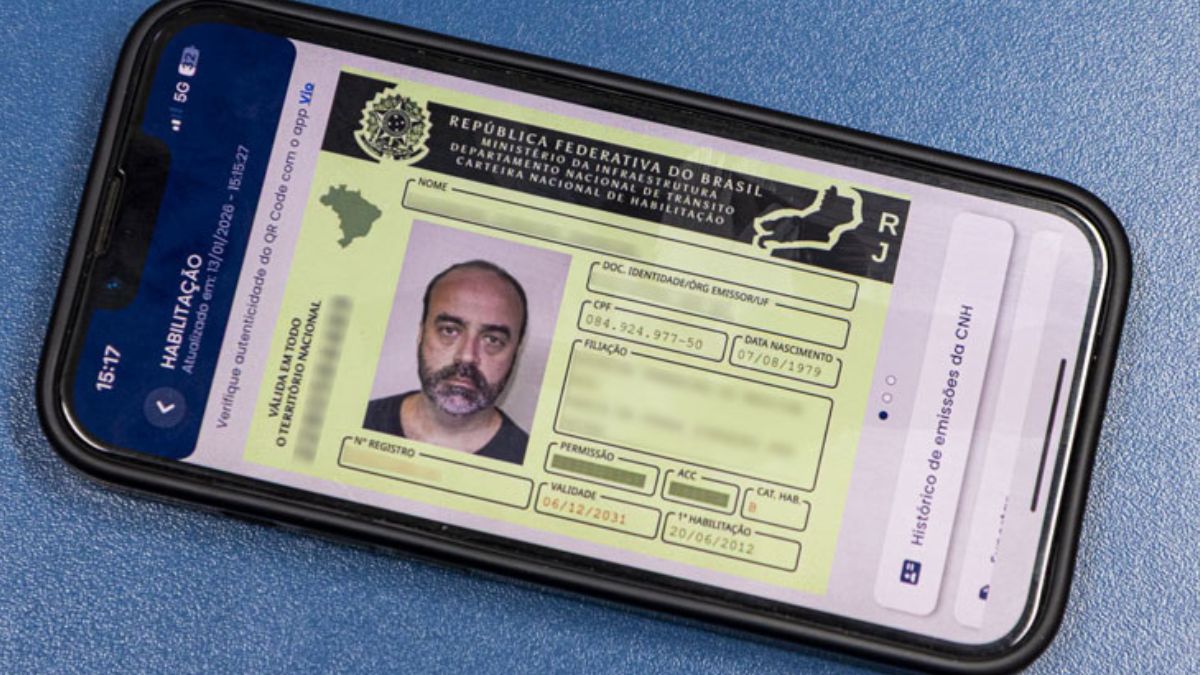 Saiba como emitir CNH impressa após renovação digital