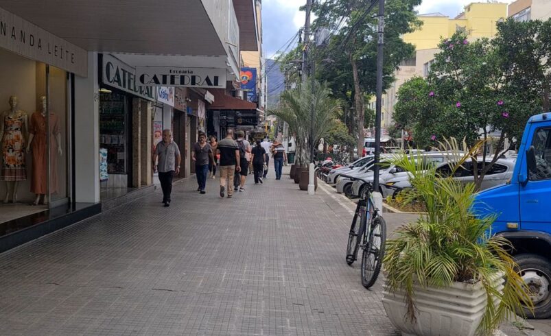 Lojas de Friburgo podem funcionar nos três feriados de abril
