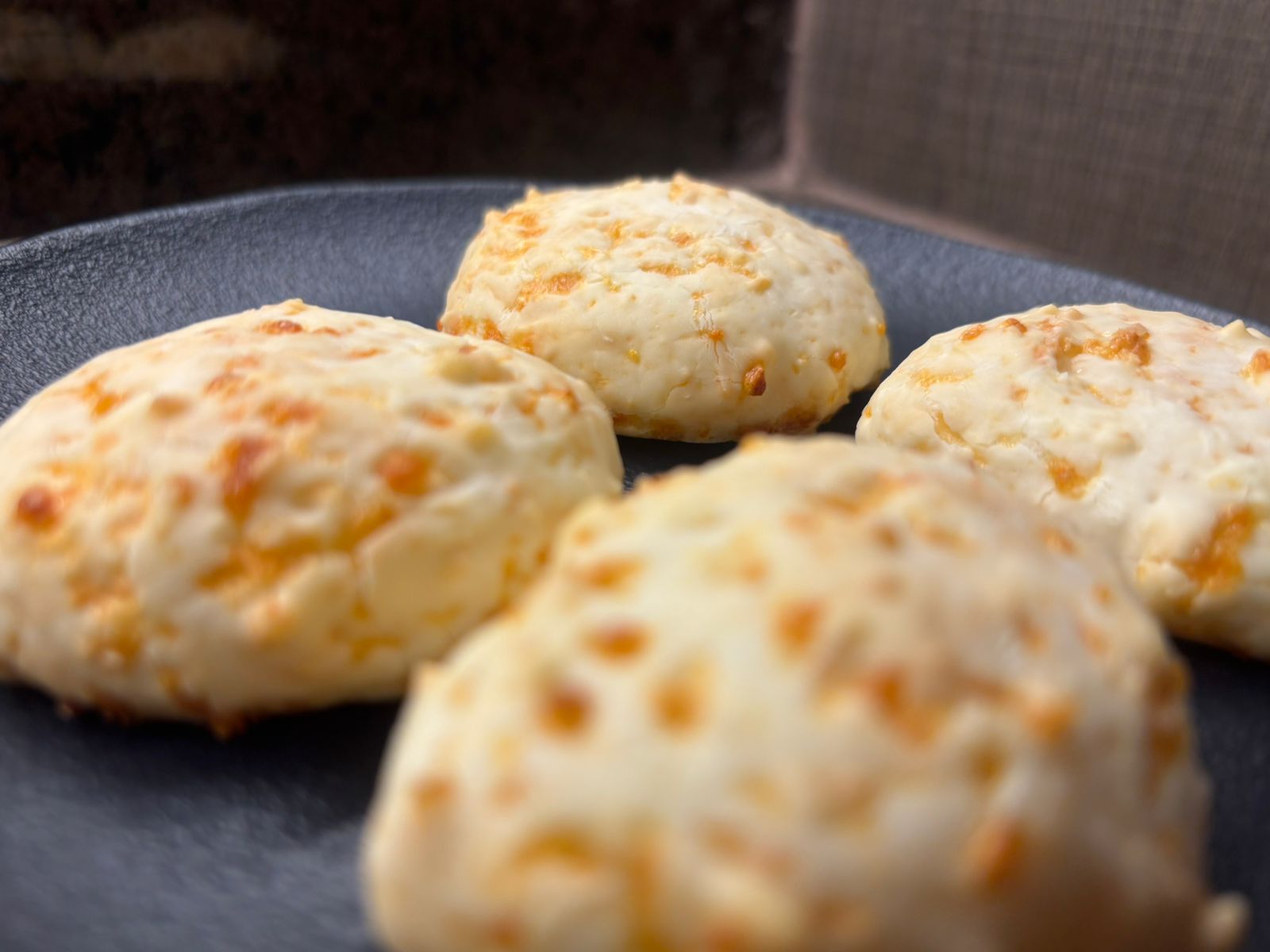 Pão de Queijo Com Apenas 3 ingredientes