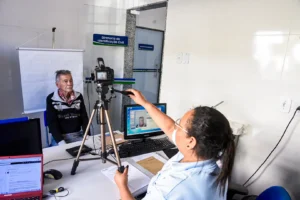 Postos de identificação civil vão abrir para emissão da nova Carteira de Identidade Nacional (CIN) em todo o estado; será necessário fazer agendamento