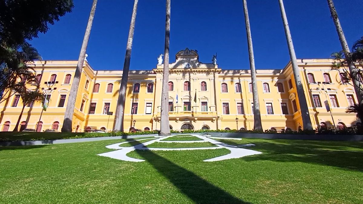 Zoom Debates: 140 anos do Colégio Anchieta e sua importância para Friburgo