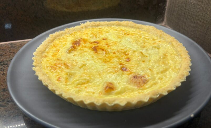 Quiche Três Queijos com Produtos da Rota Queijeira Quiche Três Queijos com Produtos da Rota Queijeira