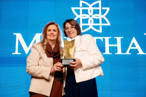 Vencedora do 1°lugar na categoria Indústria e Empreendedora do Ano